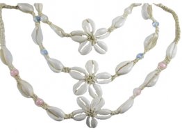 Small White Cowrie Flower with Cats Eye Beads Necklace